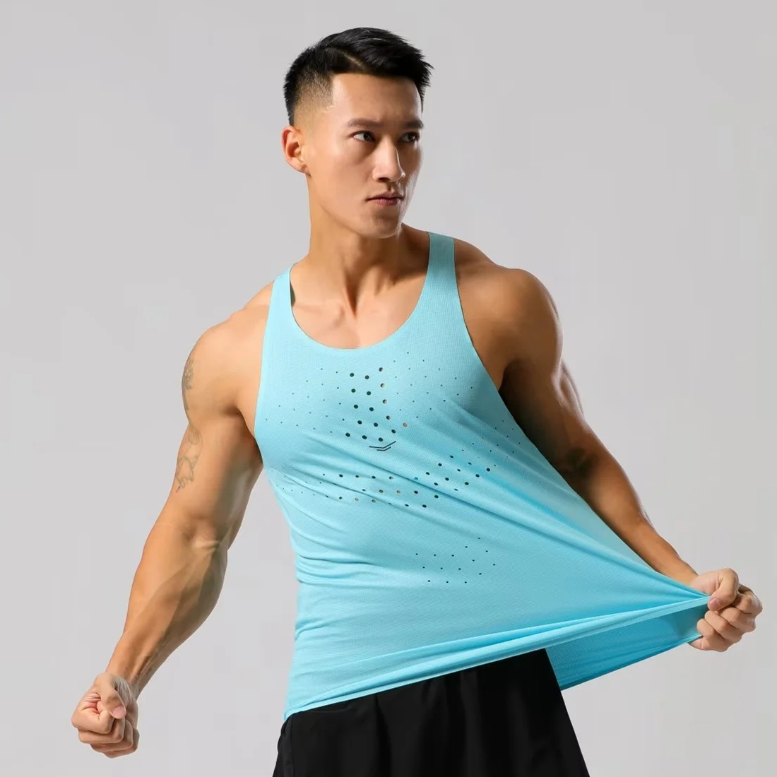 Mens Lightweight Running Vests - Sleeveless Undershirt recension och pris